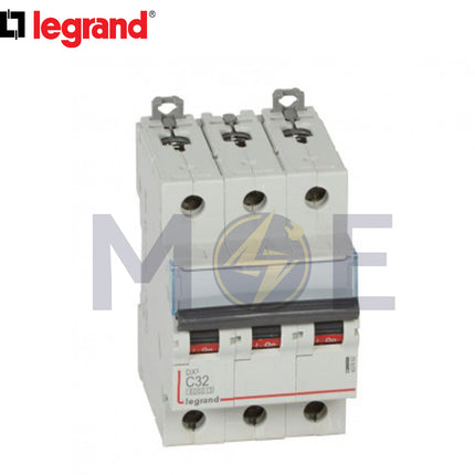 Legrand MCB 3P C 32A 6kA | 11604838 | دجنتور كهرباء ثلاثة فاز