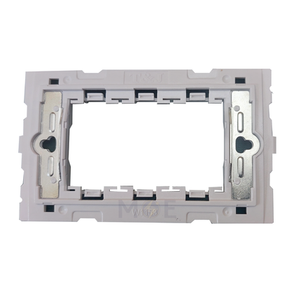 T&J Mounting Frame White 3module | W1153 | شاسي مثلثة ابيض