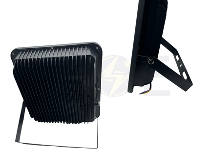 SEG SMD LED Floodlight 200W Daylight 18000Lm IP66 | برجكتور ليد مطري دايلايت