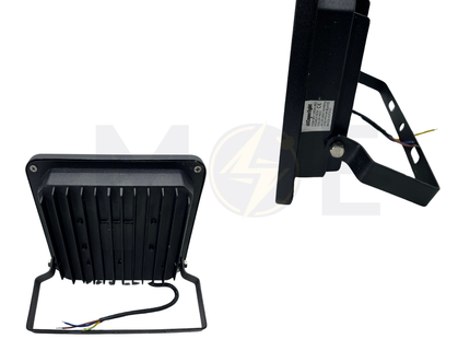 Cuperlight SMD LED Floodlight 30W Red 3000Lm IP65 | 17F06 | برجكتور ليد انارة مطري اسود احمر
