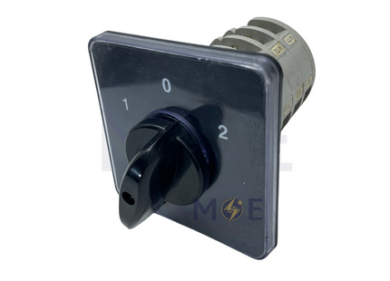 Bremas Change-Over Switch 1-0-2 4P 40A 75x75mm | CL0400039 | مفتاح سلفرتور