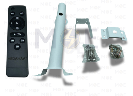 Megaman LED SMD IP65 Solar Street Light With Solar Panel & Remote Controller Warmwhite 300W | ZDLS3004/300 | لمبة ليد راس شارع مطري على الطاقة الشمسية مع كونترول ورم وايت