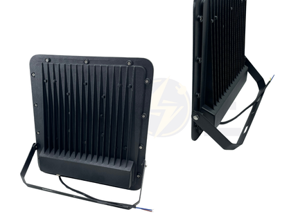 Cuperlight SMD LED Floodlight 200W Warmwhite 3000K IP66 | CU-200W Lens | برجكتور ليد انارة مطري اسود ورم وايت