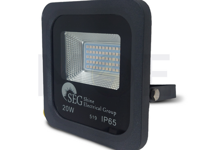 SEG IP65 LED Black Floodlight SMD Purple 20W