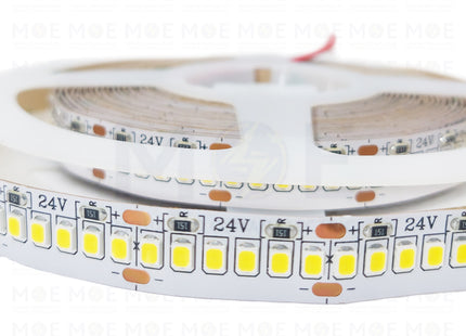 Greenlite IP20 LED Strip Light CoolWhite 85W 24V 2835 4000K 240Led R5mt - بكرة ستريب ليد كول وايت (1)
