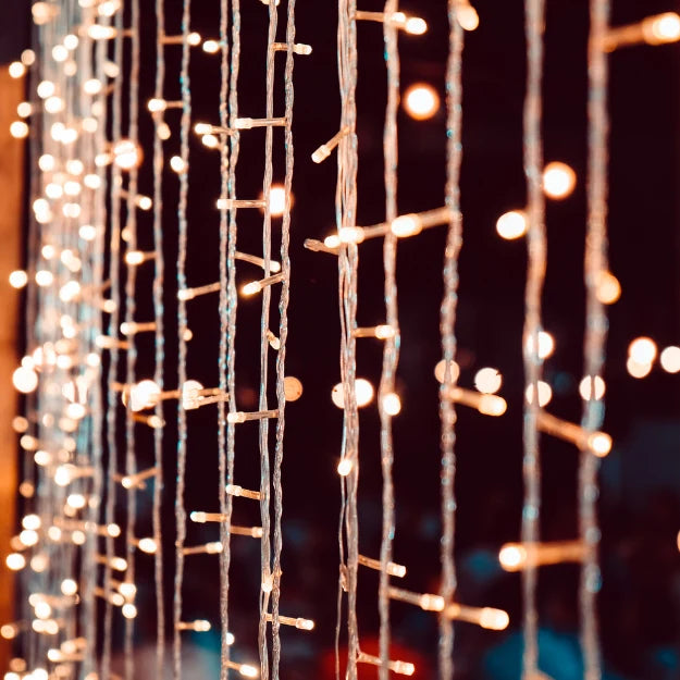LED Mini Christmas Icicle String light Waterproof WarmWhite 400L 16mt 0.6mt 220V | 400L/16MW حبل لد زينة مطري شفاف ضو ورم وايت