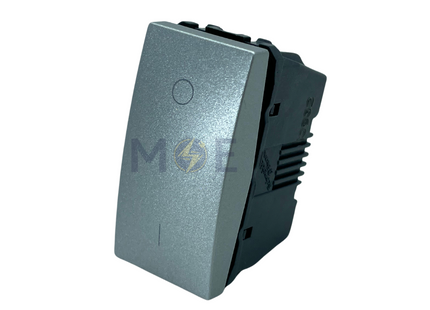 Schneider Unica 1Way Screwless Switch Silver 16A 2P 1module 0-1 | MGU316230 | مفتاح مفرد خطين فضي