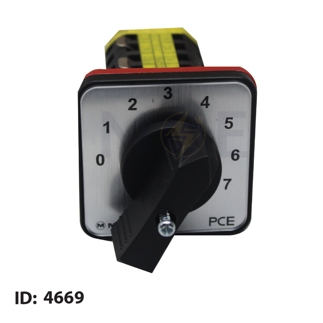 Merz Step Switch With 0 Side Position 1-7 1P 32A 64x64 | MZ 0647040976 | مفتاح سلفرتور