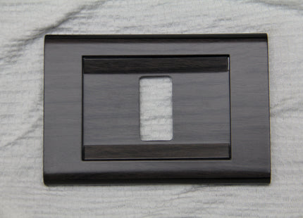 Abbas Margo Cover Plate Wooden Balck*Wooden Black 1module | 2900-27-MRG-ADP | بلاك مفرد مارجو اسود خشبي على اسود خشبي مع ادبتر