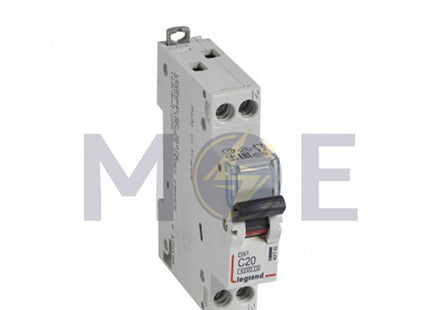 Legrand MCB 1P C 20A 6kA | 11604806 | دجنتور كهرباء مفرد - قاطع كهربائي