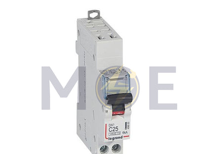 Legrand MCB 1P C 25A 6kA | 11604807 | دجنتور كهرباء مفرد - قاطع كهربائي