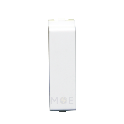 MASTER Blank module White 1/2module | 6050