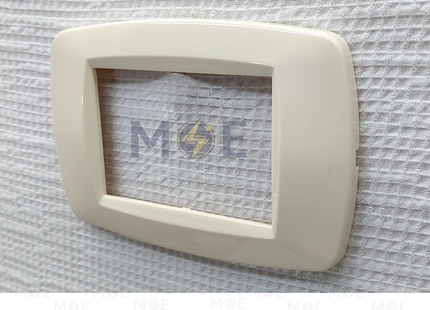 Golden Rose Golden Triple Cover Plate Beige 3module | 18-Beige | بلاك بلاستيك بيج