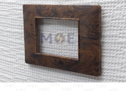 NewVS/ Plana Plastic Cover Plate Dry Oak 3module | IT401-Dry Oak-4 | بلاك بلاستيك سنديان ناشف
