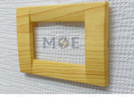 Piccozzo Plastic Cover Plate Moski Wood Matt 3module | SA1003 MSK | بلاك بلاستيك خشبي سندياني ناشف