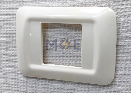 System/ Gewiss Plastic Cover Plate White 2module | JW-K042 | بلاك بلاستيك ابيض