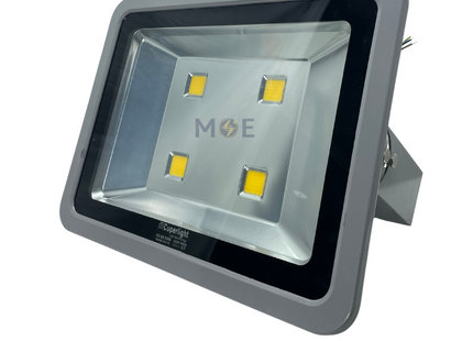 Cuperlight COB LED Floodlight 200W Warmwhite 3000K IP65 | KG-QB200W | برجكتور ليد انارة مطري اسود ورم وايت