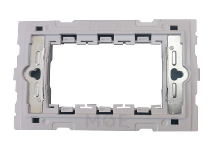 T&J Mounting Frame White 3module | W1153 | شاسي مثلثة ابيض