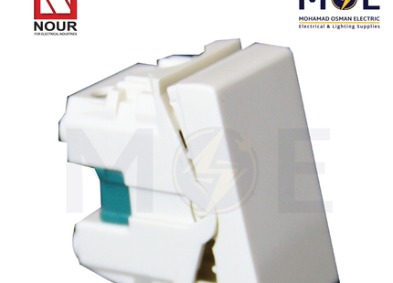 Nour Fort Intermediate Reversing Switch ivory 16A 250V | 704 | مفتاح تربل دركسيون عاجي