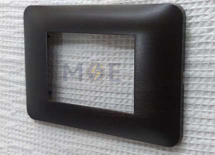 NewVS/ Legrand Plastic Cover Plate Grain 3module | PGB113-A006-1 | بلاك بلاستيك قمحي