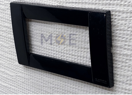 Glamour Plastic Cover Plate Black 4module | SA1004-Black | بلاك بلاستيك اسود