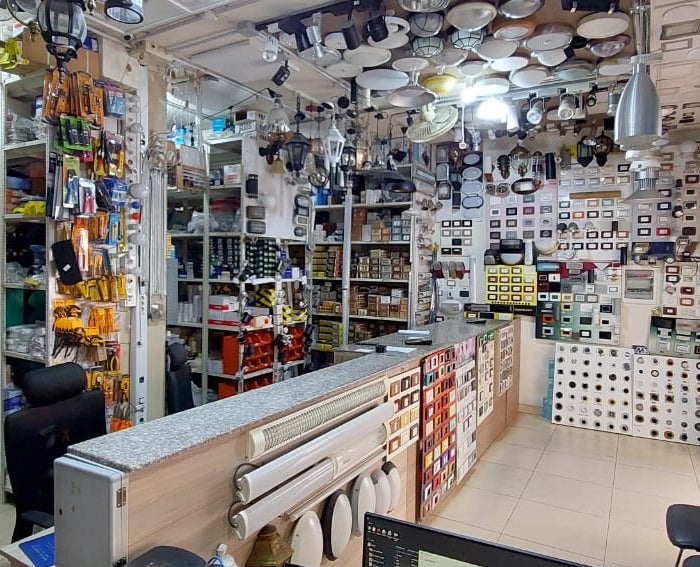 Mohamad Osman Electric MOE MOELECTRIC ELECTRICAL AND LIGHTING SUPPLIES Electrical Supply Shop Sales counter كونتوار المبيعات لدى كهرباء محمد عثمان ادوات كهربائية وانارة